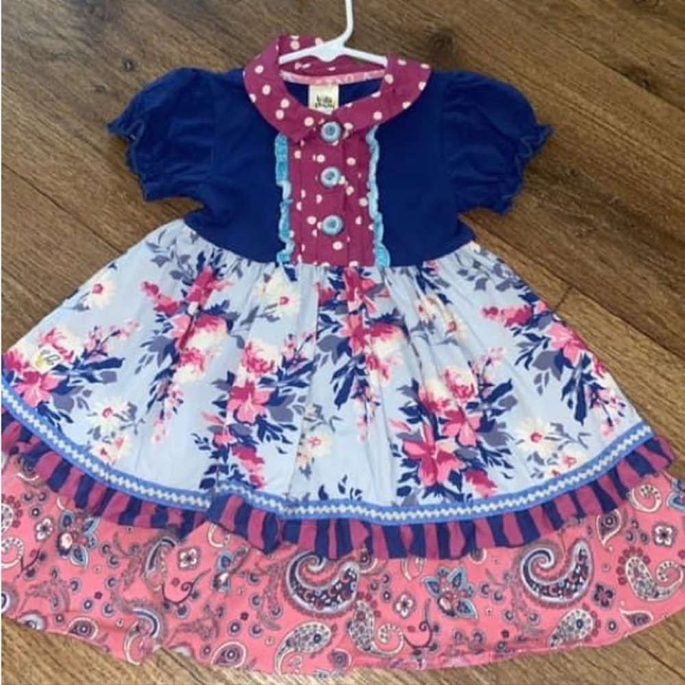Wild Flowers brand dress. It is in great condition. Size 2t